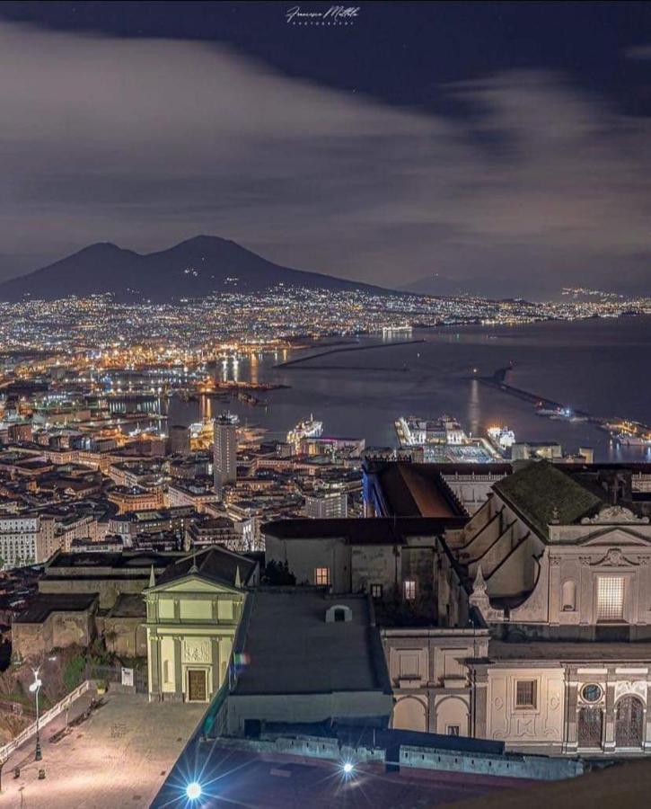 Essenza Di Napoli Bed & Breakfast Bagian luar foto